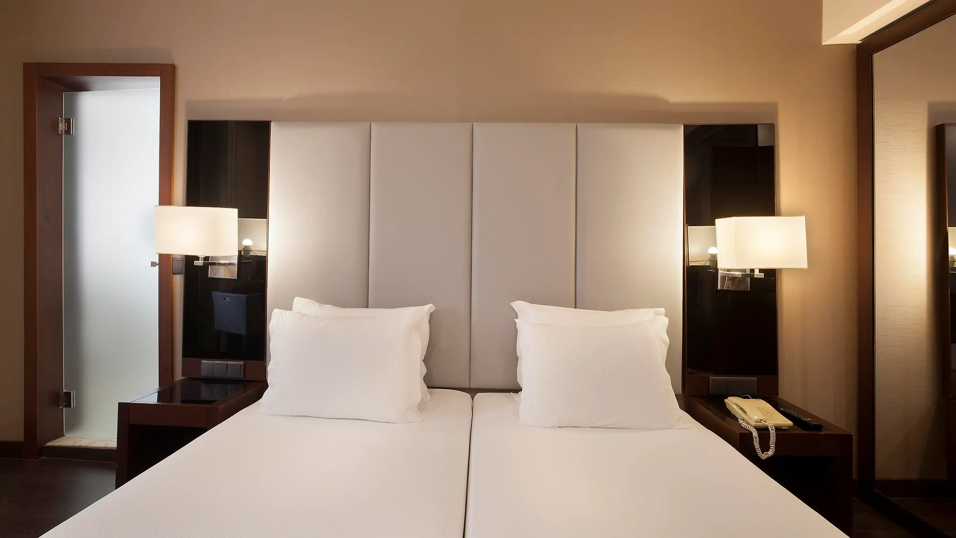 ליסבון Turim Restauradores Hotel 3*,
