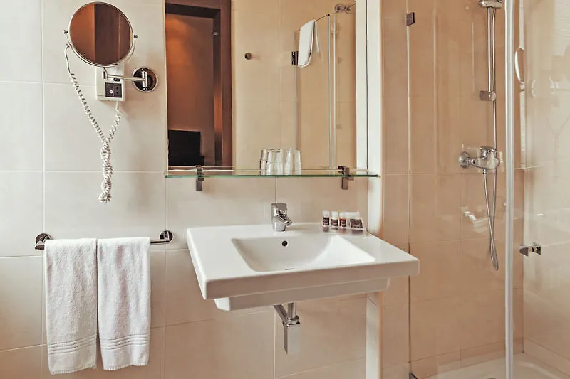 ליסבון Turim Restauradores Hotel 3*,
